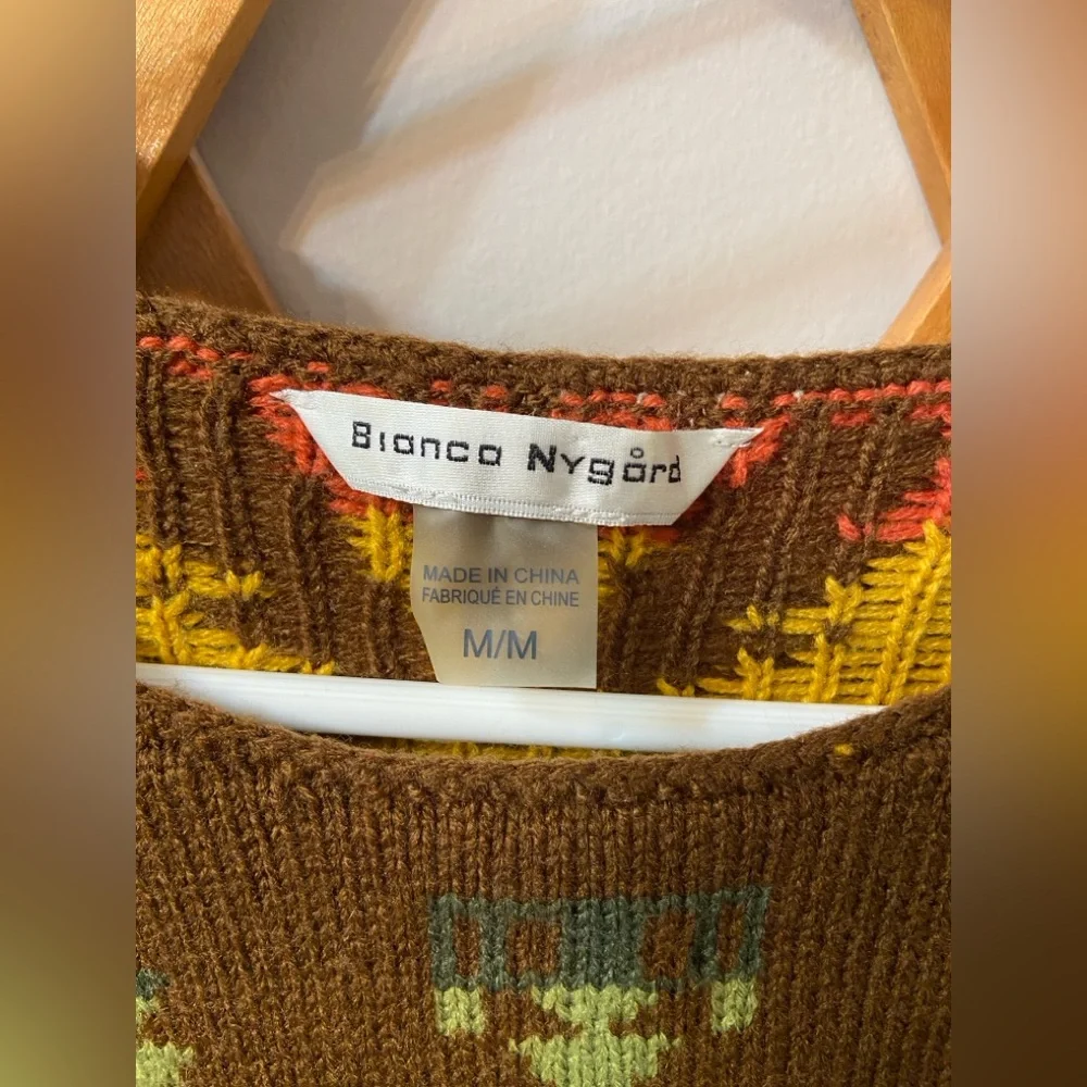 Aztec Sweater - Picture 5 of 6